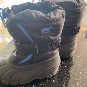 Kids sorel boots